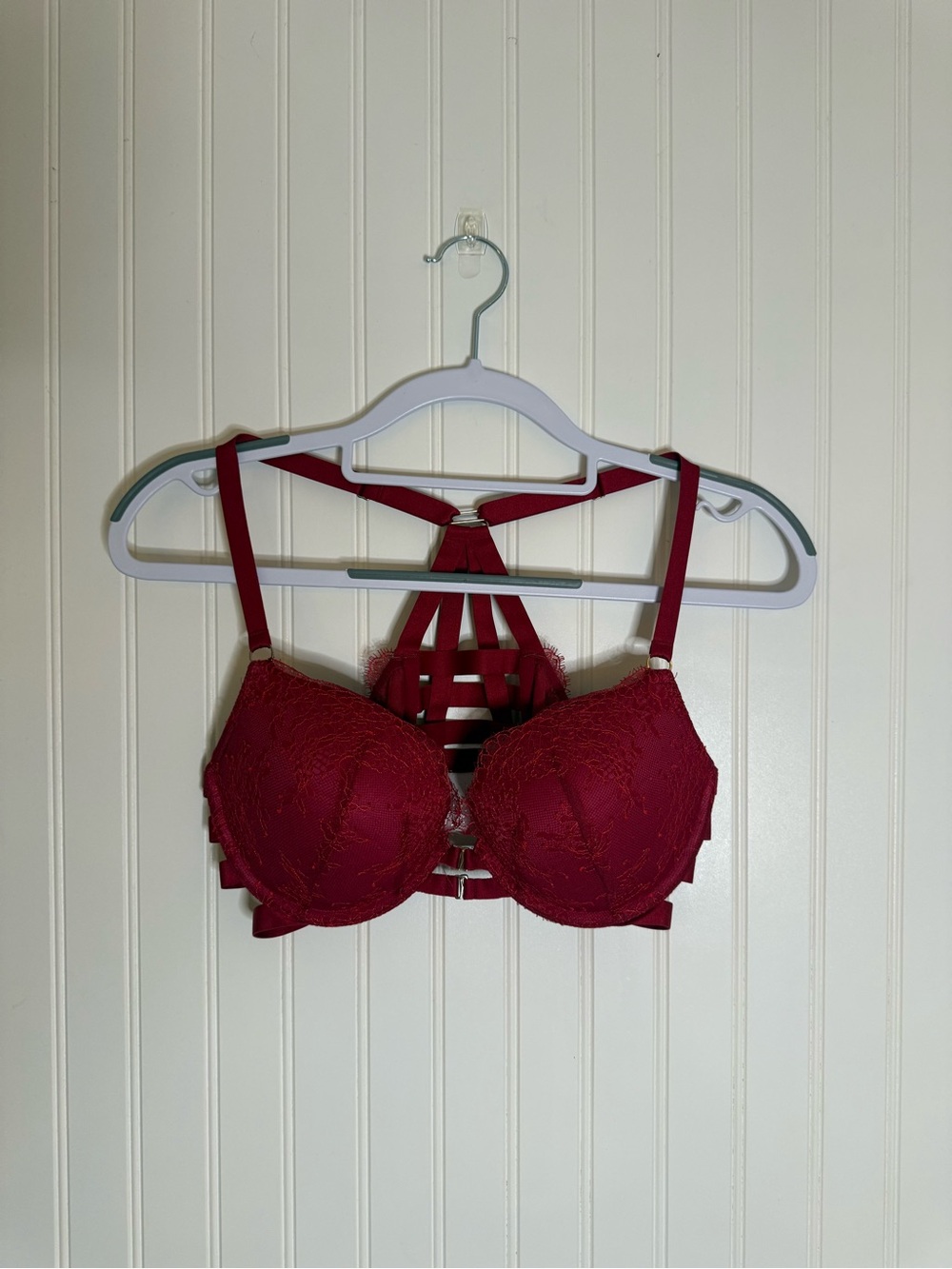 Victoria's Secret Red Lace Strappy Push Up Bra